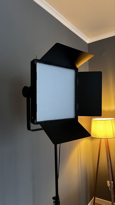 Професійне студійне світло Godox LED1000D II (світодіодна лед панель)