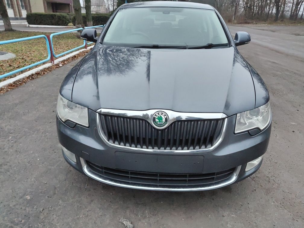 Skoda superb 2 разборка суперб 2 BXE запчасти бампер капот фара дверь