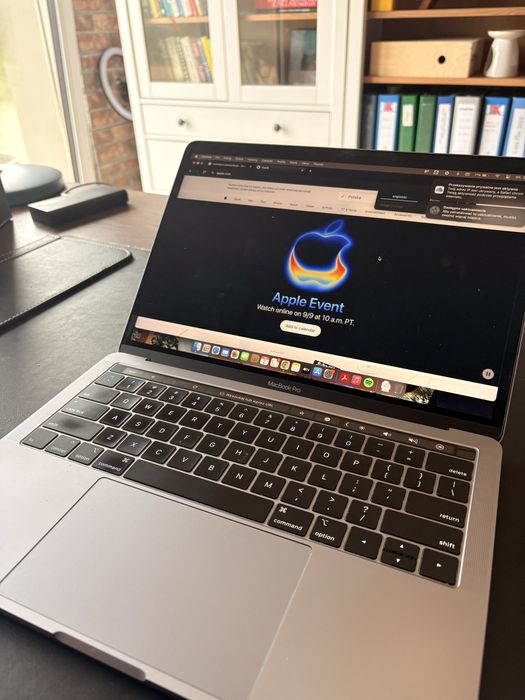 Macbook Pro 2019 4 wejscia thunderbolt