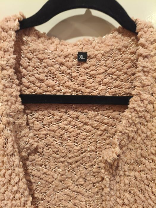 Sweter/ narzutka/ kardigan  z bukli pudrowy róż roz. XL- 2XL