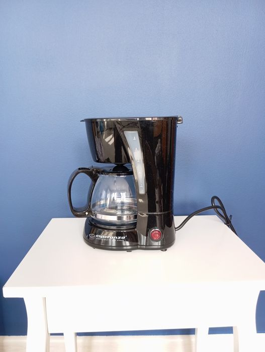 Przelewowy ekspres do kawy