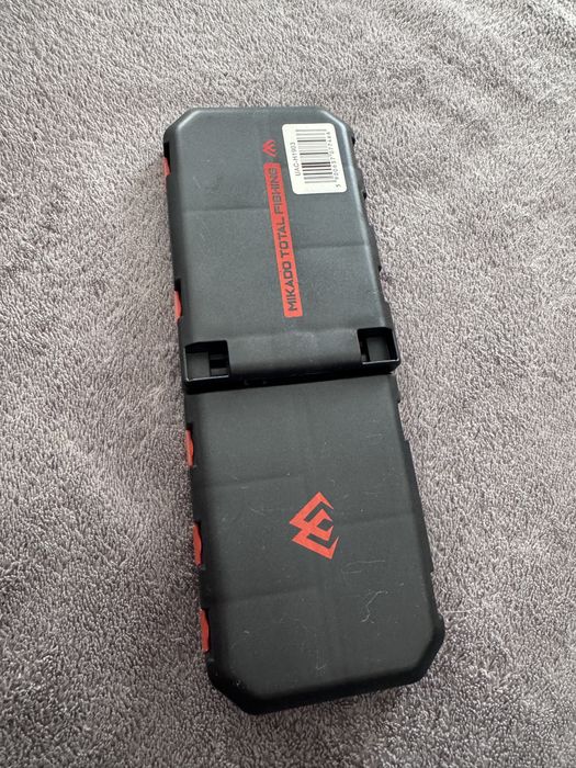 pudełko na przynęty lub akcesoria wędkarskie