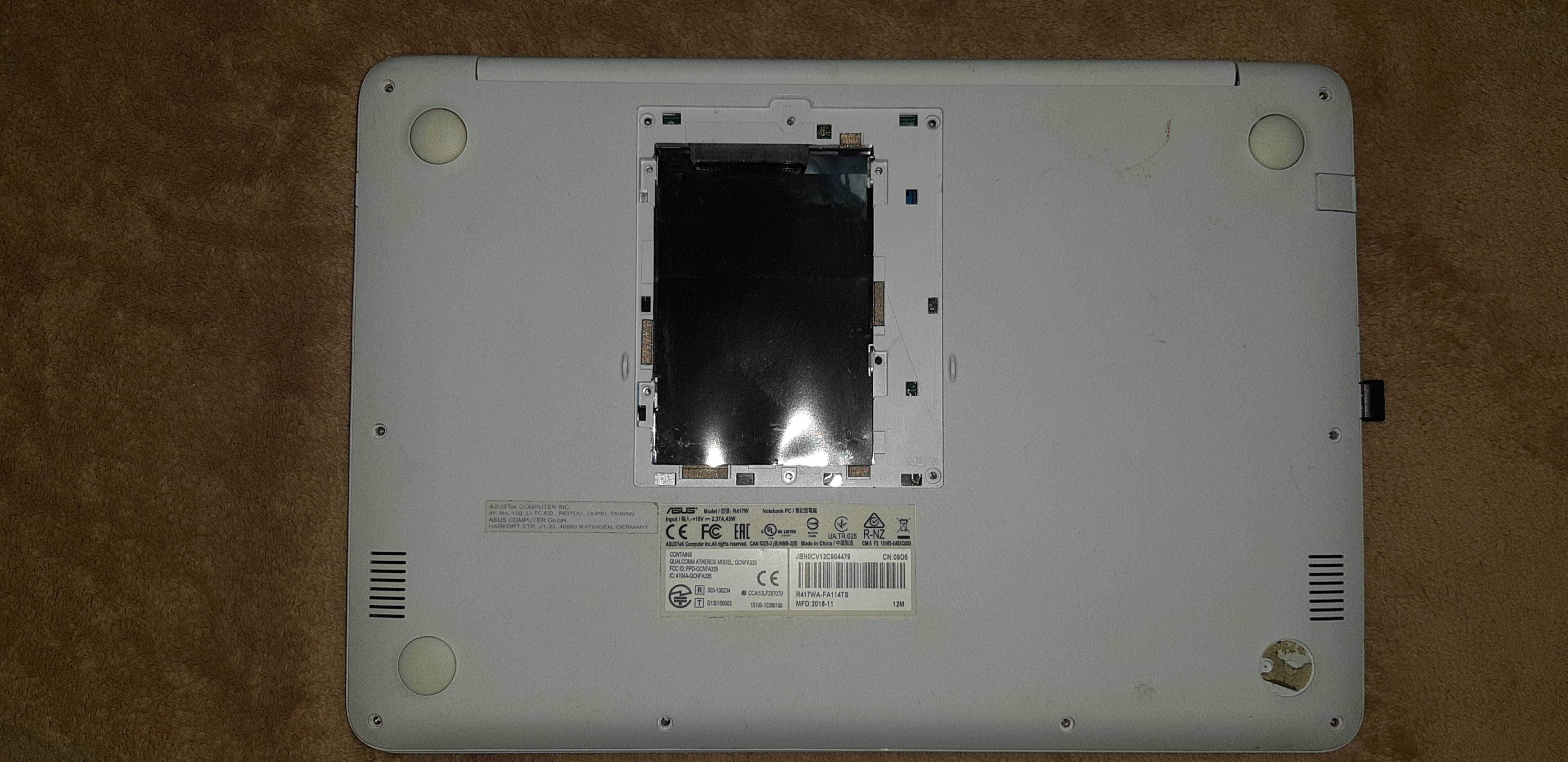 Ноутбук ASUS VivoBook R417W AMD E2-6110  RAM 4 ГБ ssd 64 AMD Radeon R2