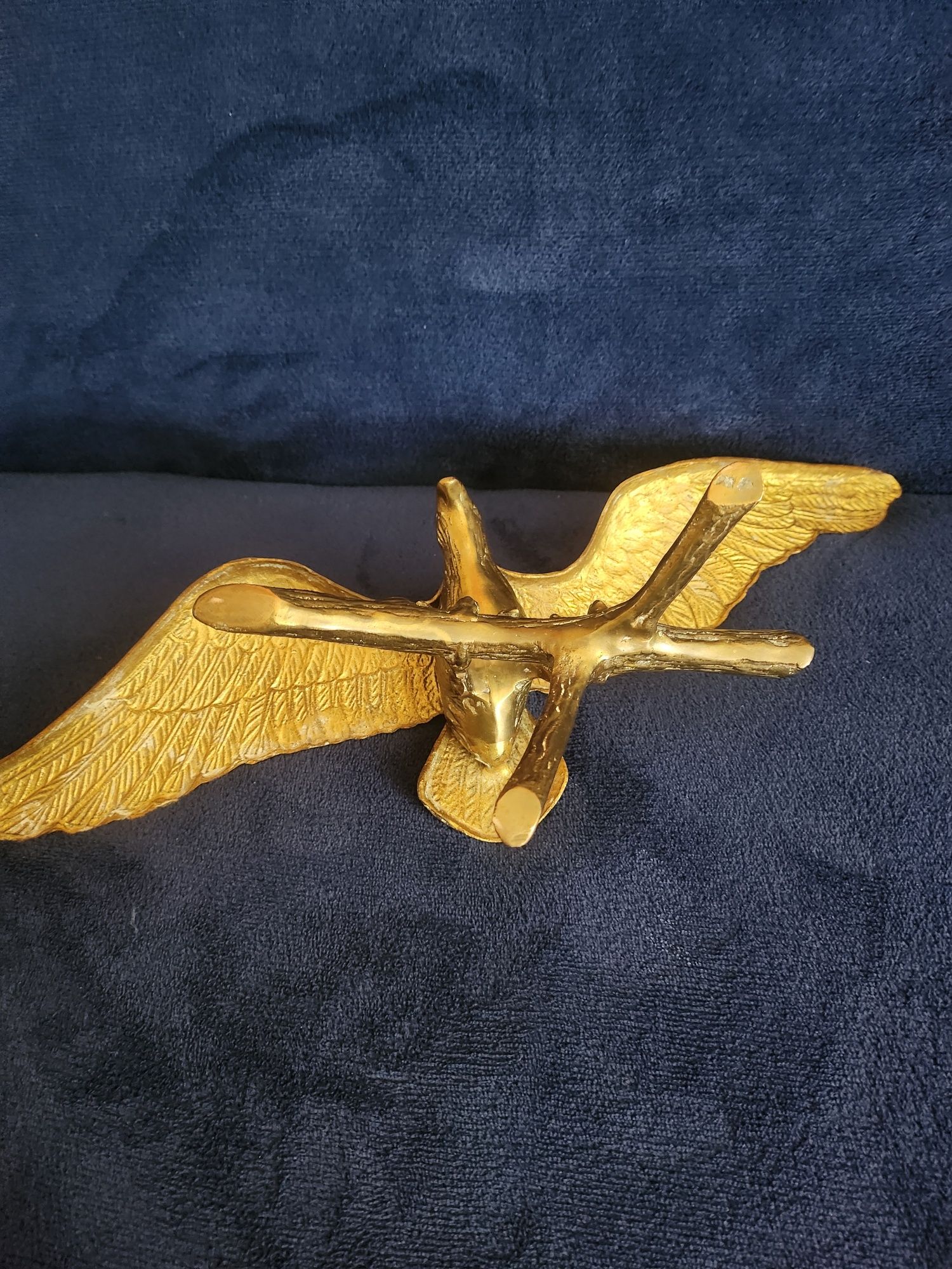 Figura   figurka ORZEŁ na KONARZE z mosiądzu  - 47 cm