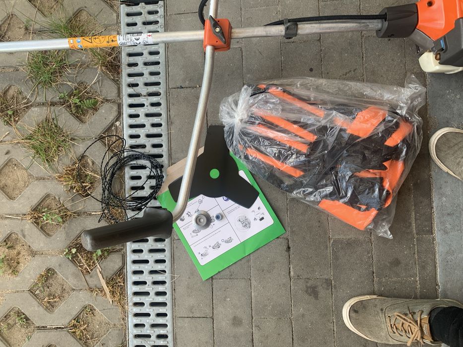Kosa wykaszarka spalinowa Husqvarna 323r Mark II- fajnie zachowana