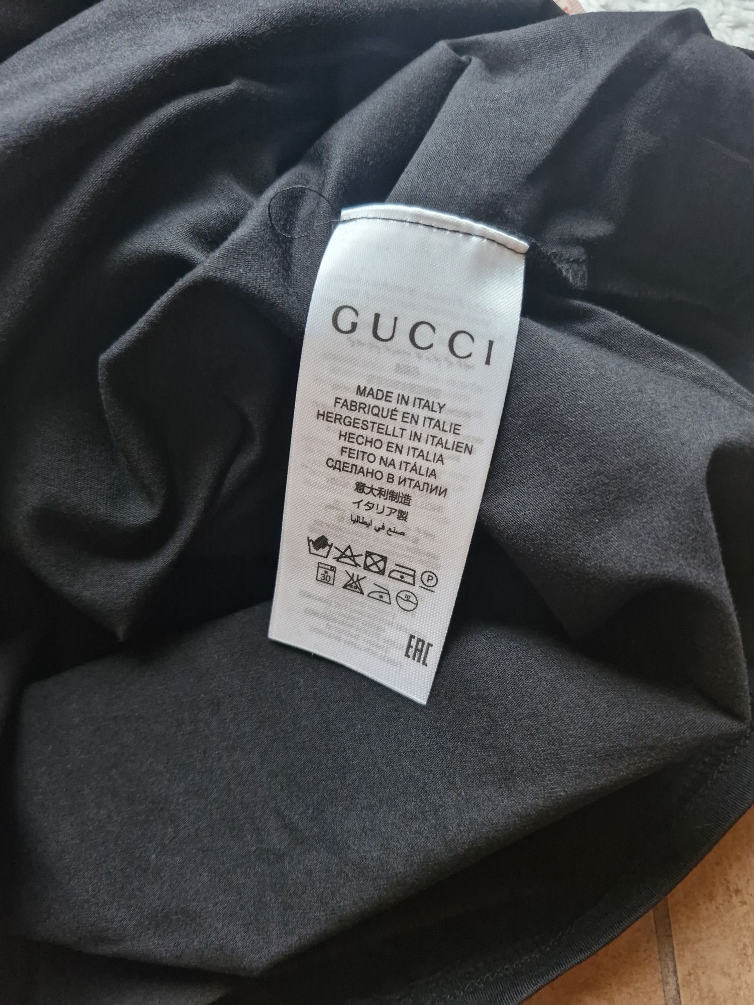 Męska koszulka guc ci L xl nowa metki prezent jakość metki jakość bawe