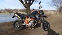 Мотоцикл KTM LC 8 объем 950