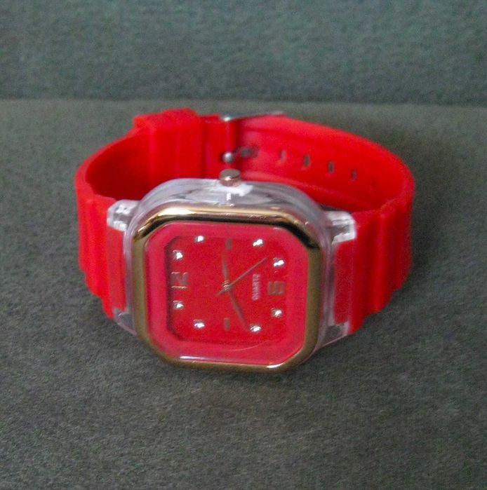 Relógio Desportivo Mulher c/ Pulseira em Silicone NOVO