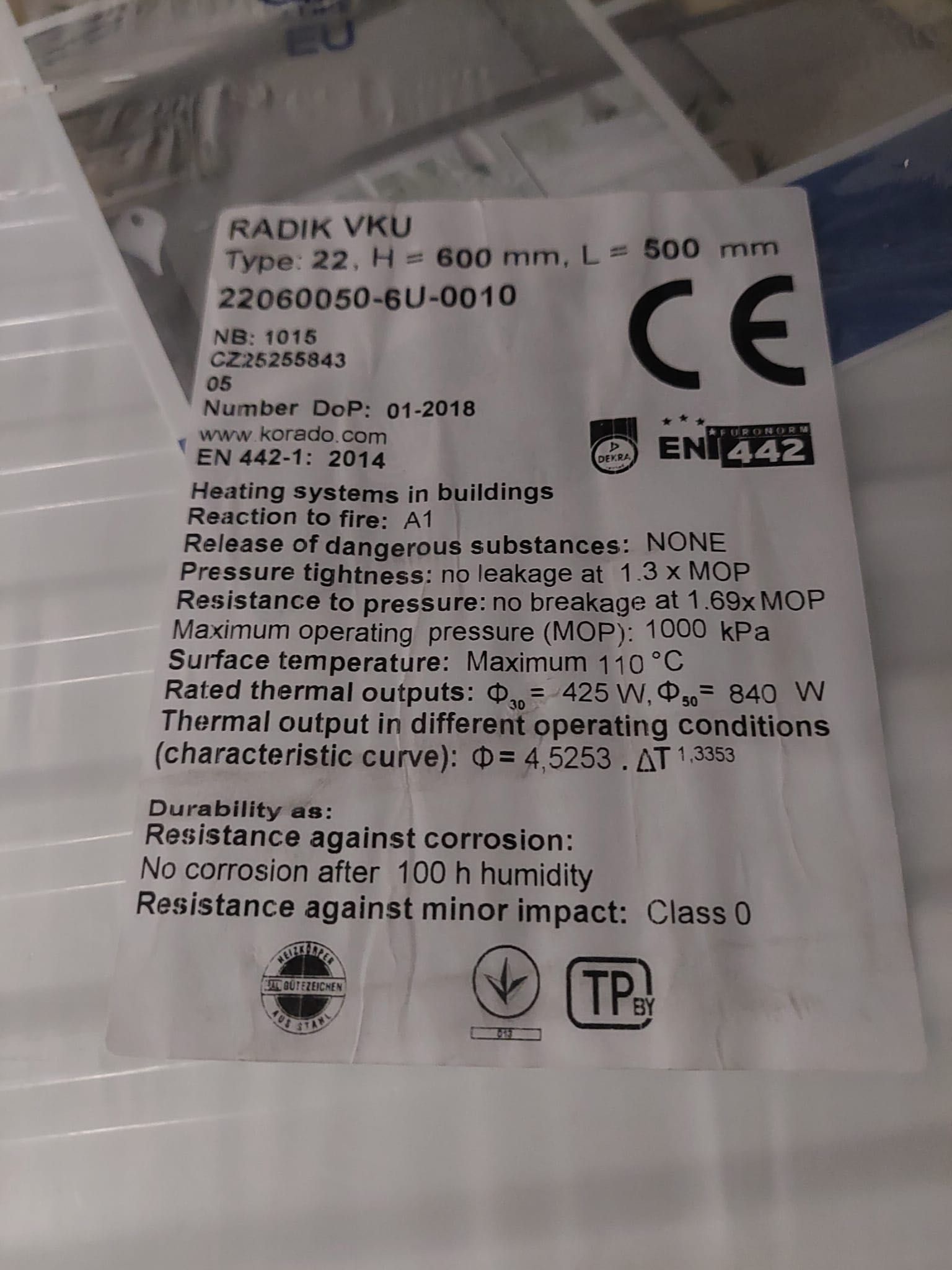 Nowe grzejniki: płytowy i łazienkowy (2 szt.) - Gdańsk Piecki-Migowo