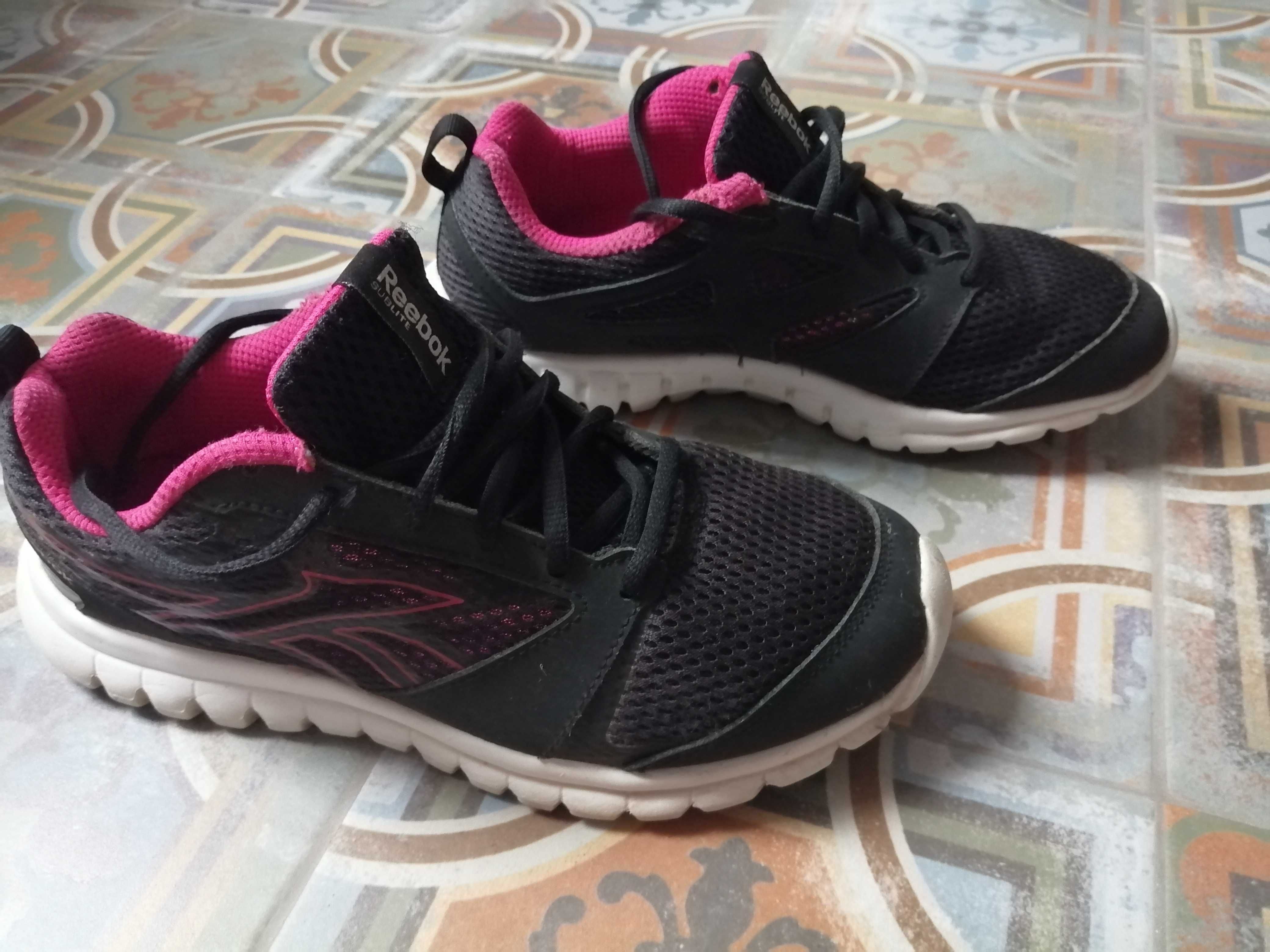 Buty Reebok  dla dziewczynki rozmiar 37