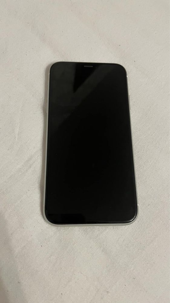 iPhone xr 128gb білий