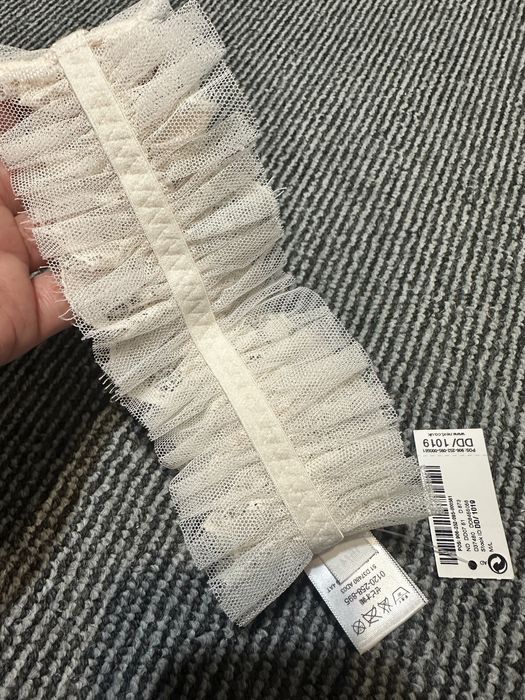 Весільна підвʼзка для нареченної на ногу бежевого кольору Next