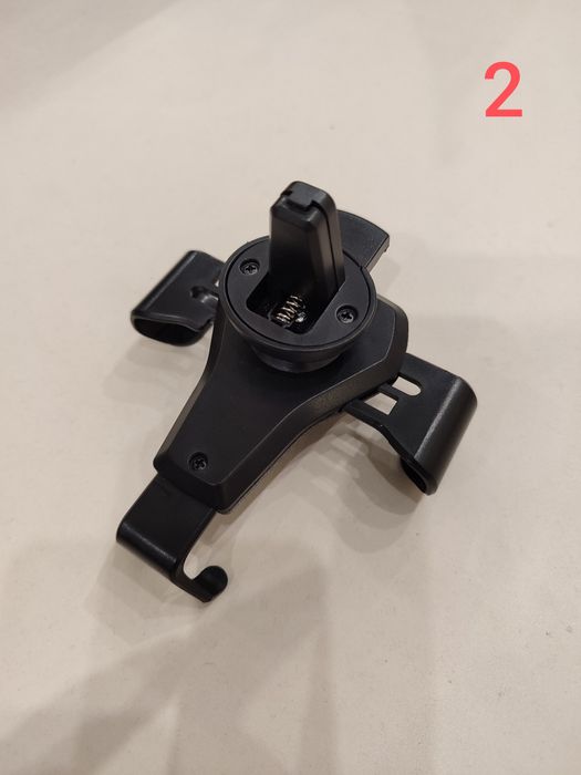 Тримач для телефону в авто