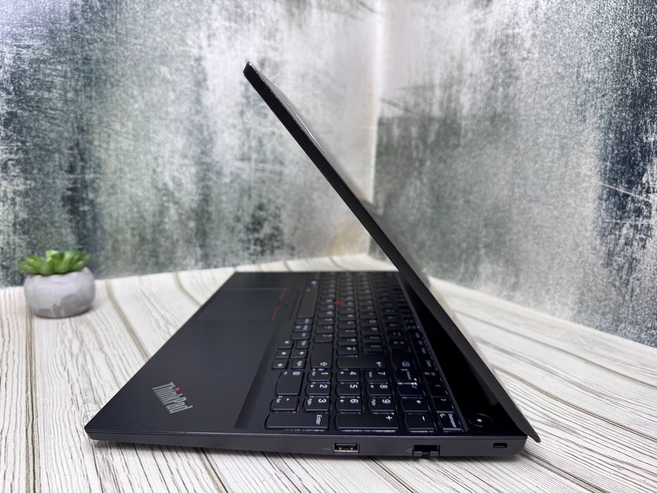 Lenovo ThinkPad E15 G2|15.6"FHD|i5-1135G7|8 GB|SSD 256|УЦІНКА|Гарантія