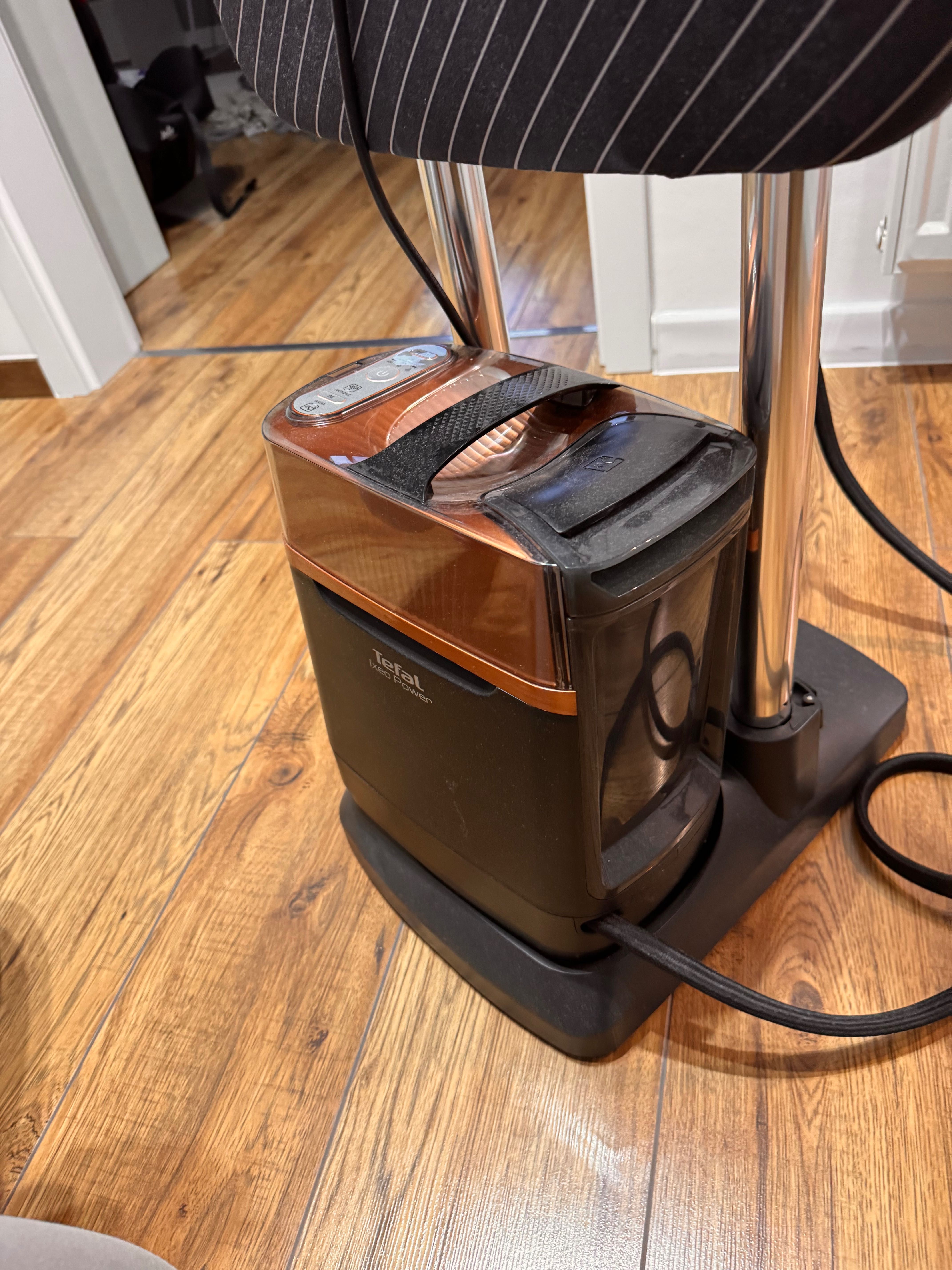 Tefal stacja parowa