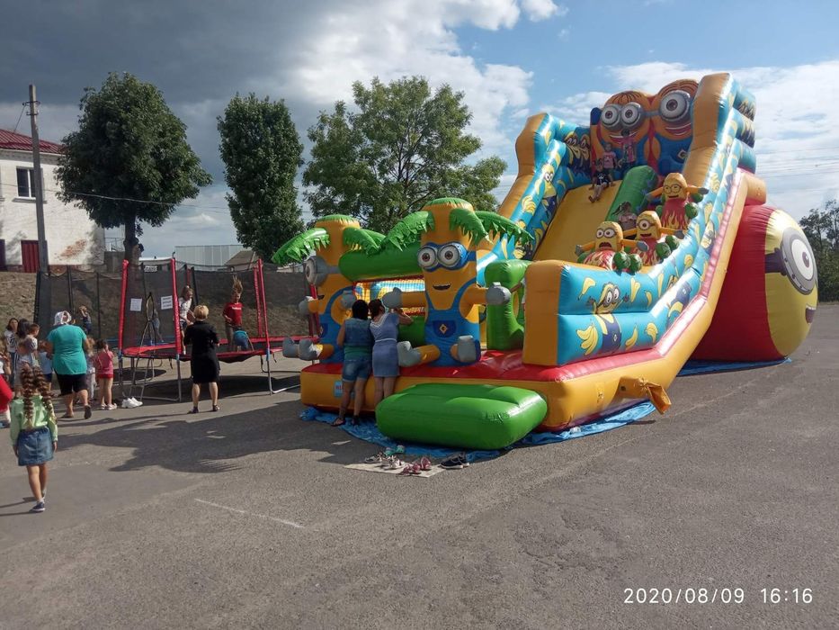 Оренда атракціонів заказ батутов аренда аттракцион горки батут прокат