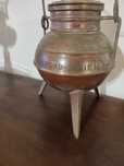 Panela decorativa em cobre três pés