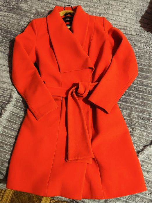 Пальто жіноче двубортне