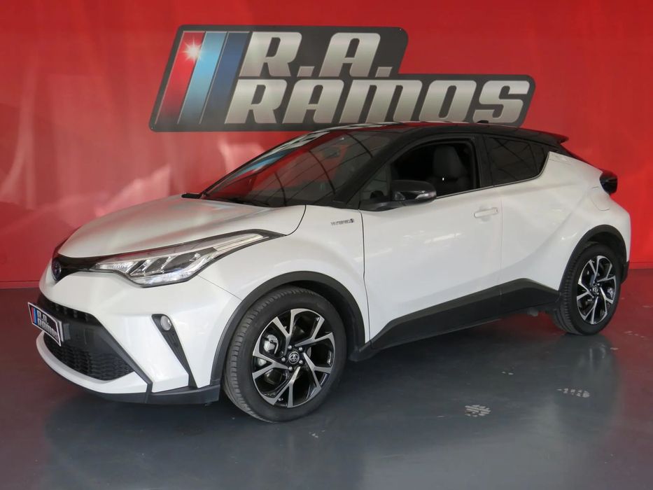Toyota C-HR 1.8 Hybrid Square Collection
