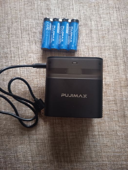 Carregador de pilhas AA Pujimax