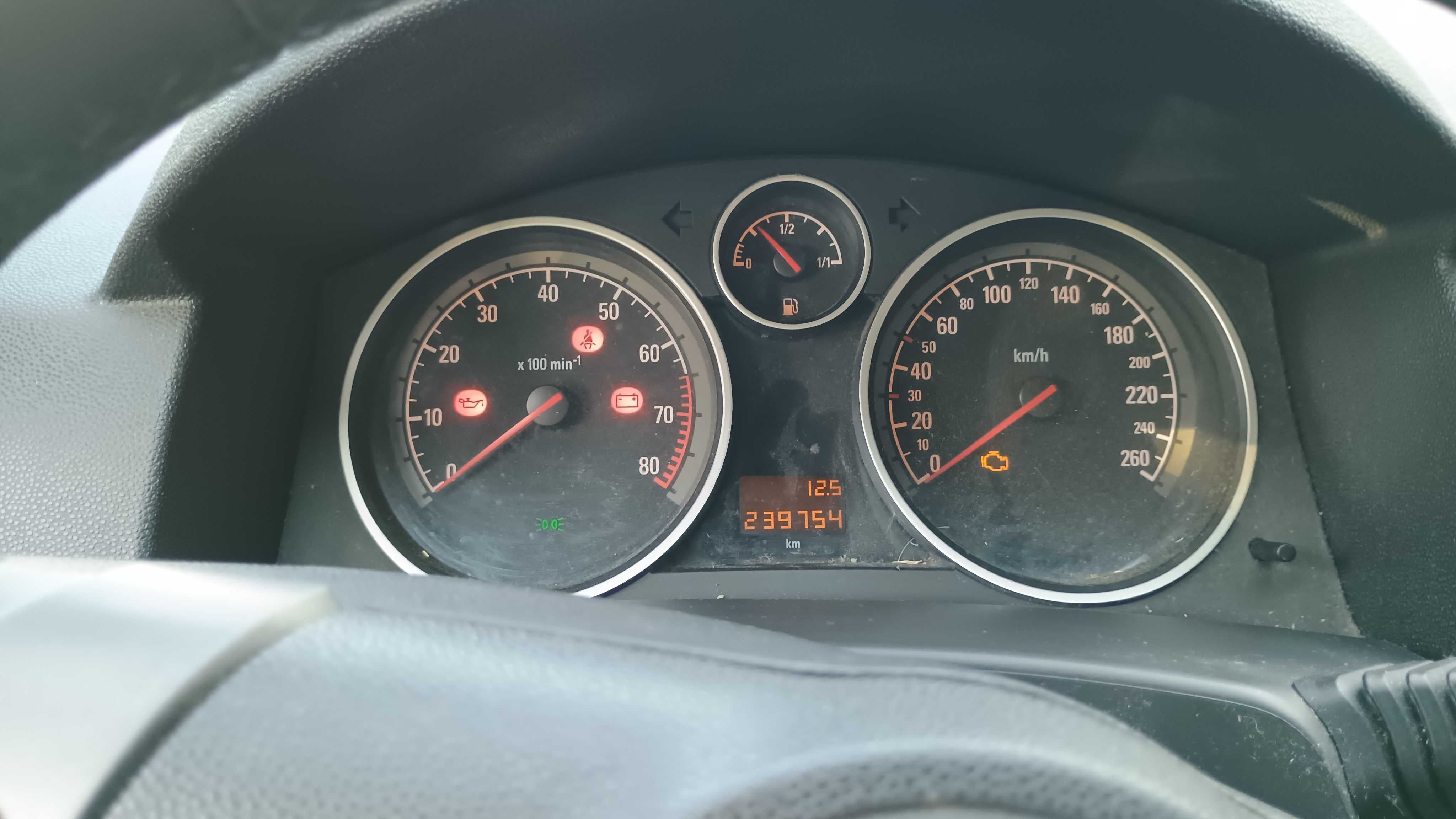 Opel astra h 2004