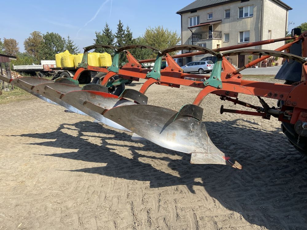 Pług Kverneland 16 cali na resorze kwadratowa rama