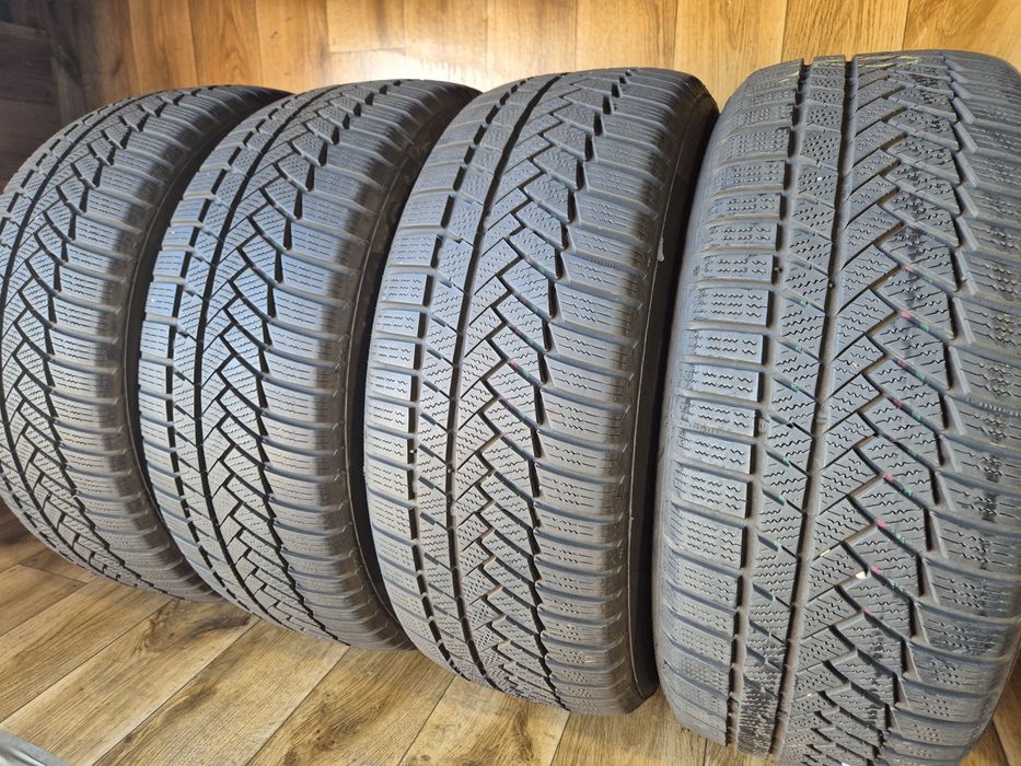 225/55/17 Continental Komplet zima 6,5mm 20r