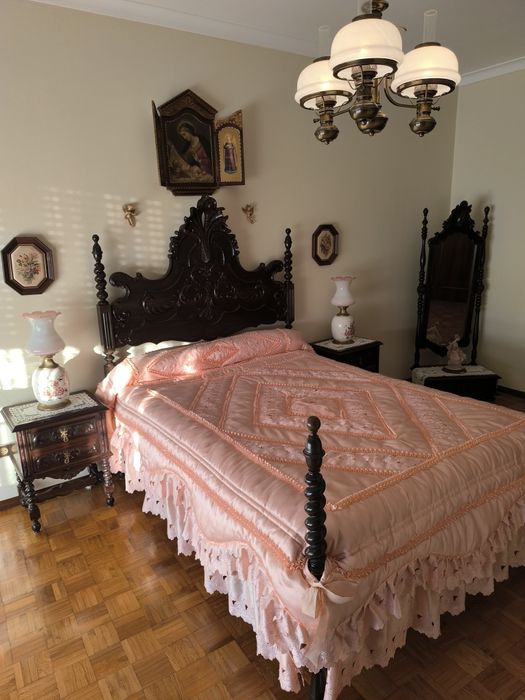 Cama (está como nova)