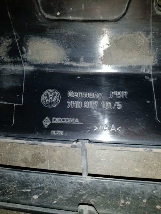 Решітка радіатора volkswagen t5