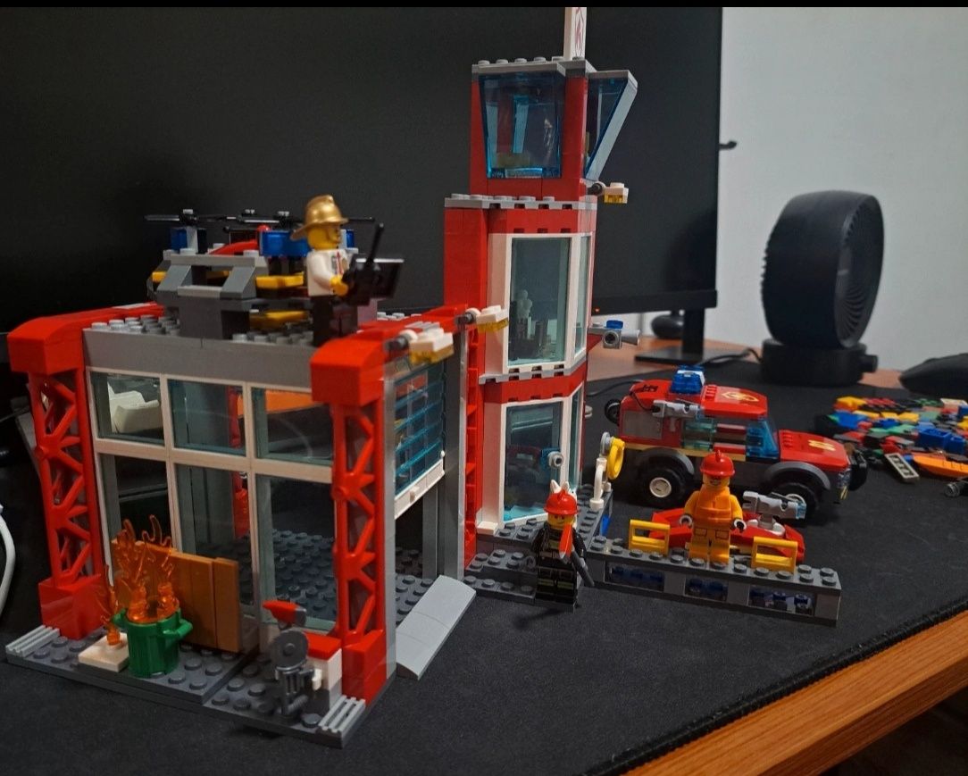 Lego City 60215 - Fire Station
