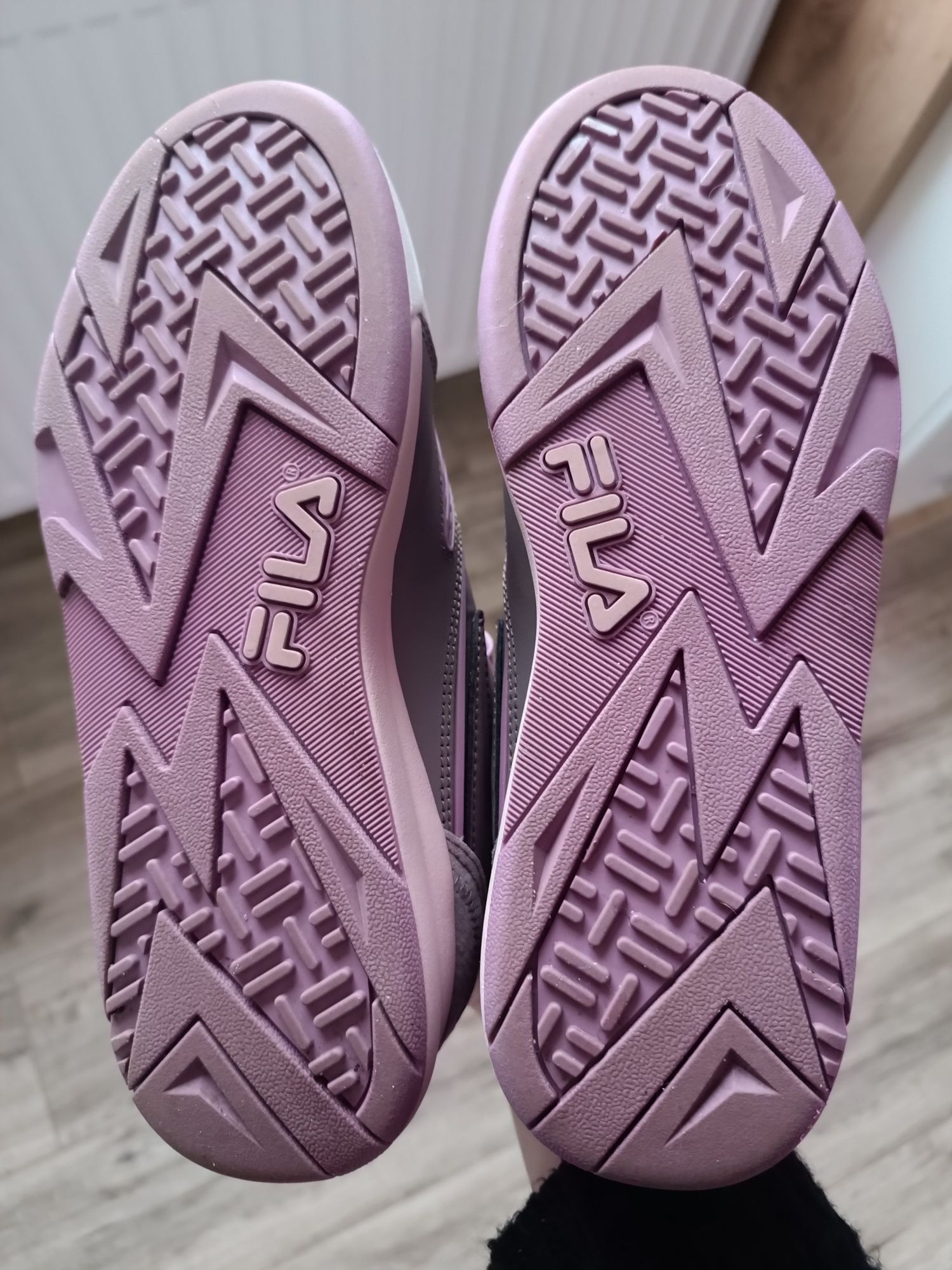 Buty Fila Casim S WMN Plum r. 39