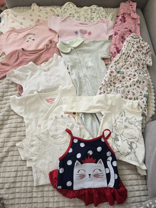 Одяг для дівчинки новонародженого