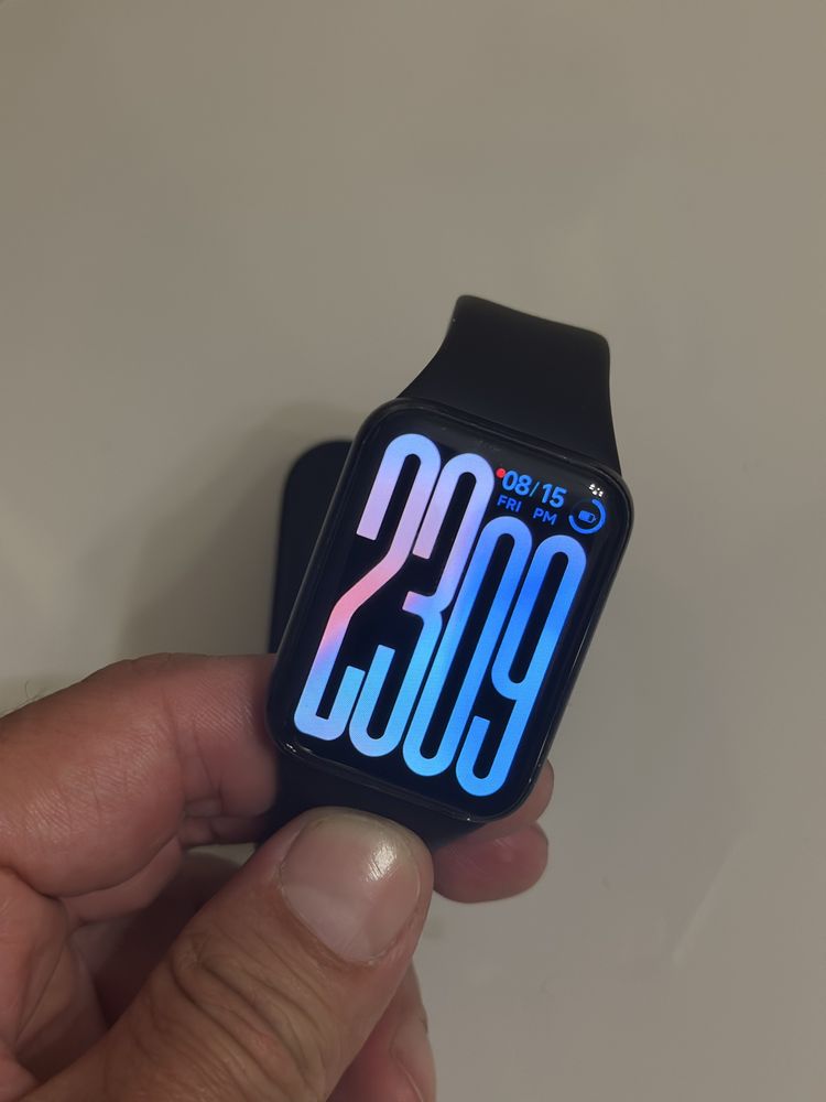 Продам mi band 9 pro