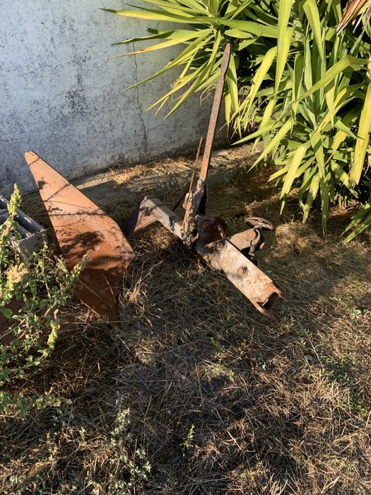 Vendo trator Hinamoto