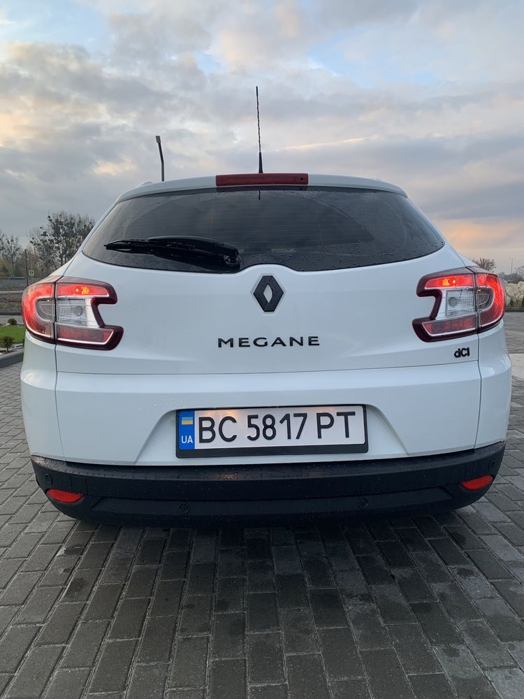 Renault Megane 2015  ( рено меган )