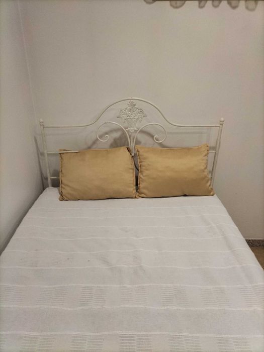 Cama de ferro vintage