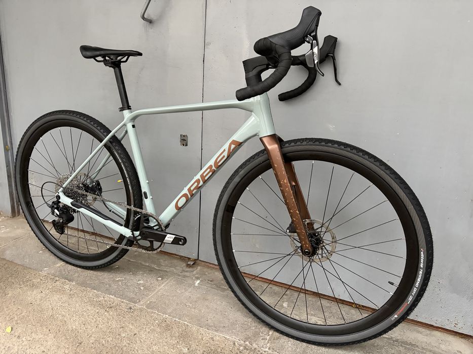 Гравійний велосипед Orbea Terra H40, розмір М, Sram Apex 12s, 2025