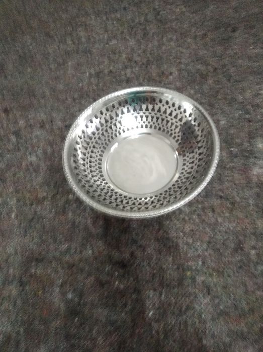 Fruteira metálica