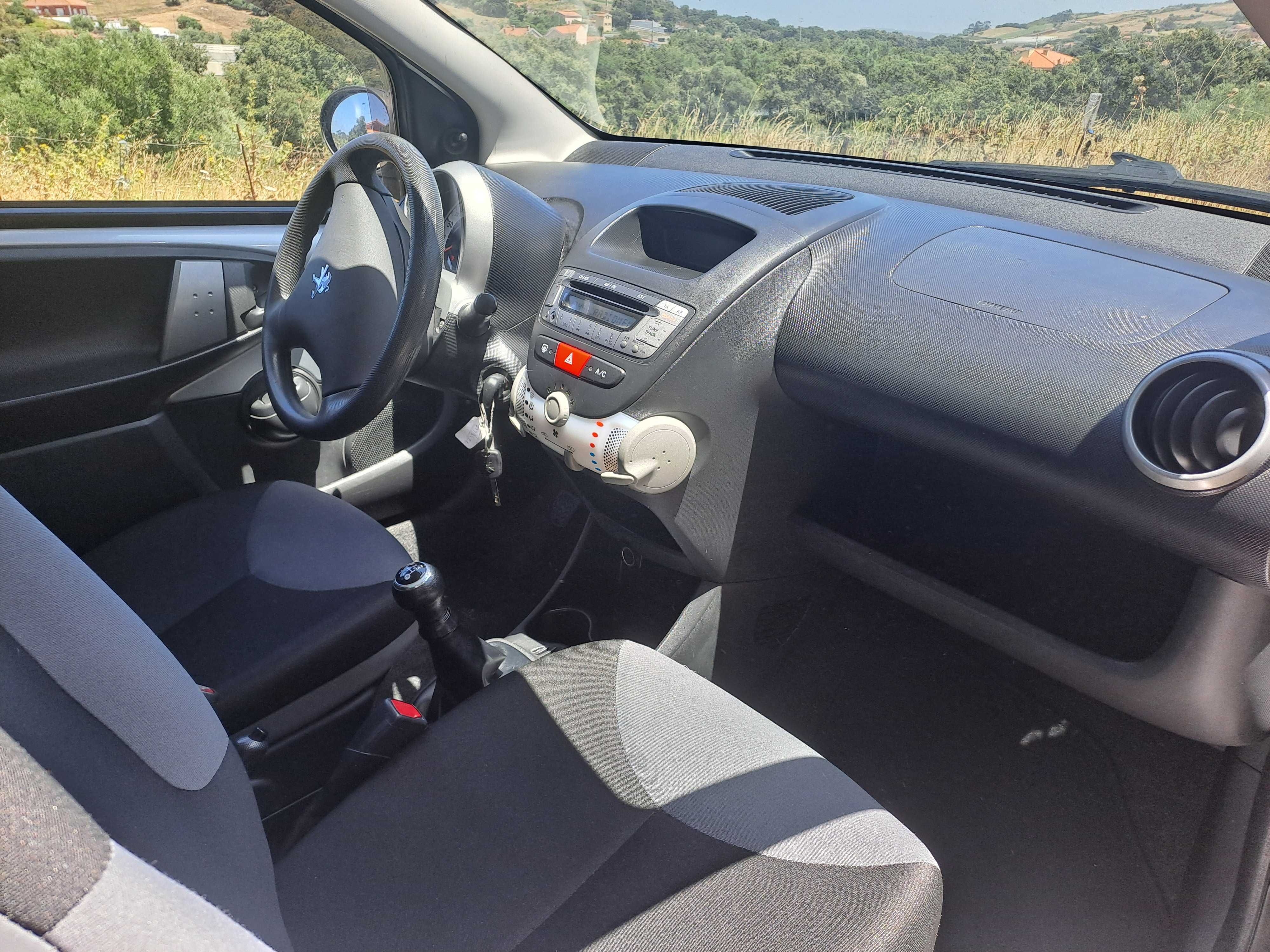 Peugeot 107 Gasolina com sistema GPL Versão FASE 2 (Restyling)
