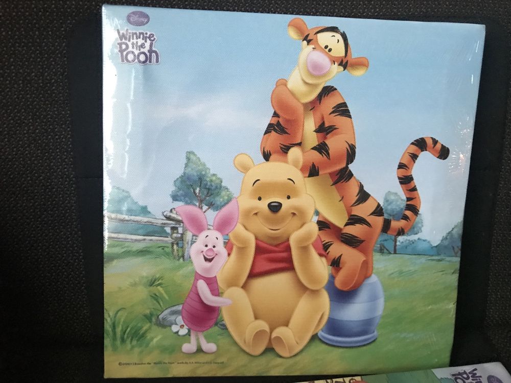 Nowy obrazek wiinnie the pooh, kubuś puchatek i tygrysek, na płótnie