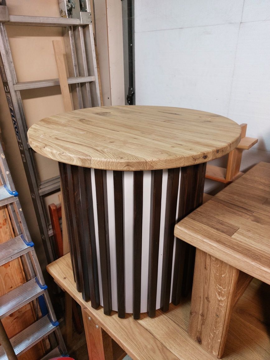 Stolik okrągły (kawowy,stół,drewniany,drewno)