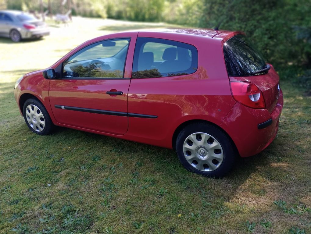 Renault Clio 3 1.4 16v klima sprawna.