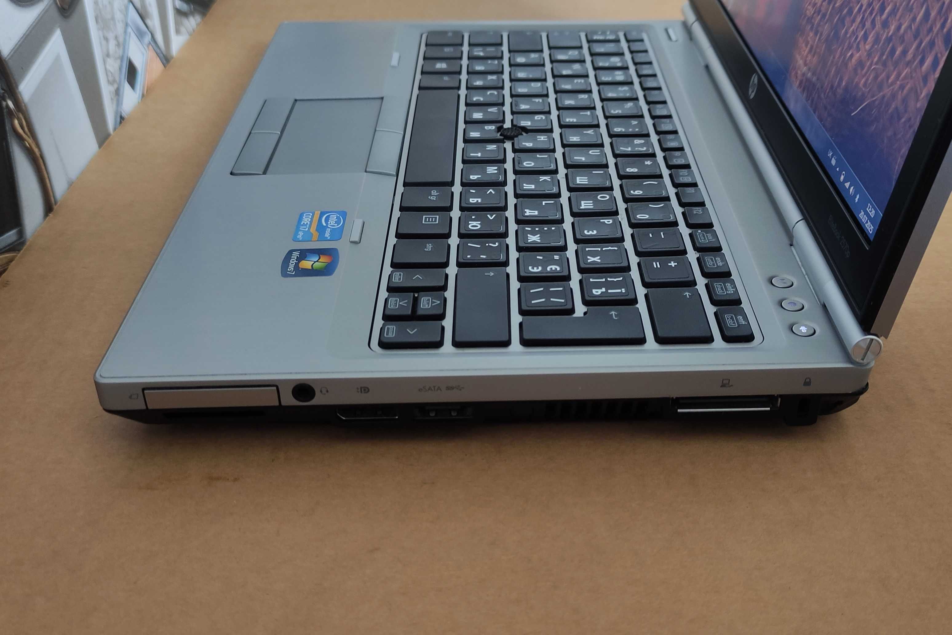 Компактний HP_Потужний Intel Core i7 (4 ядра)_4 ГБ_320 ГБ_Бат. 5 годин