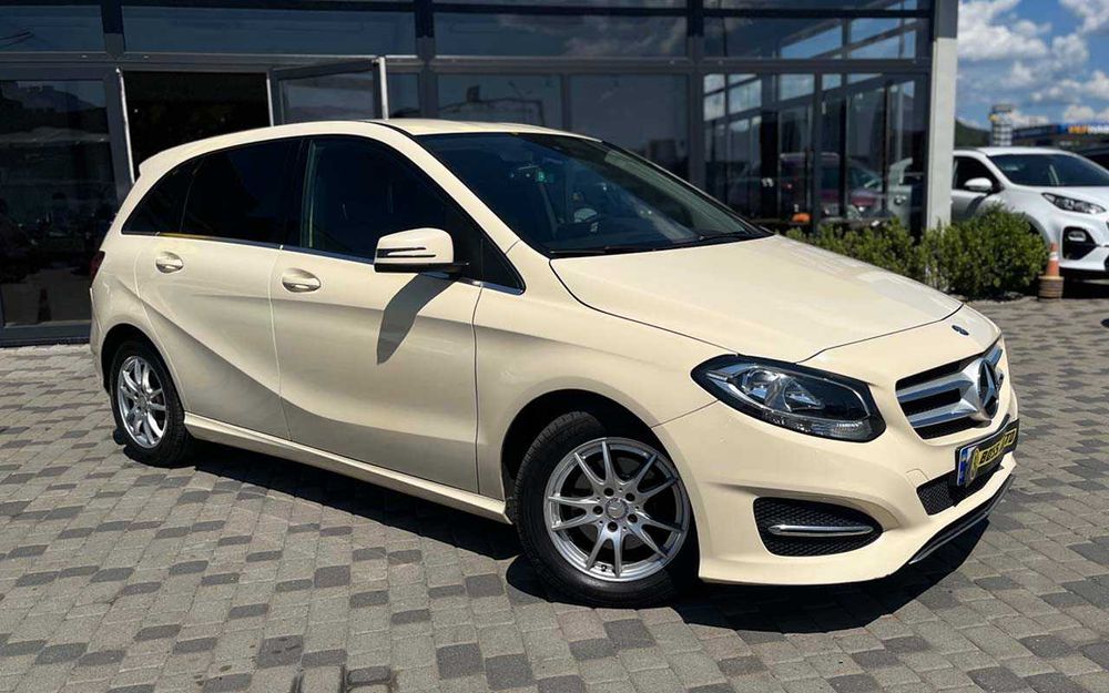 Mercedes-Benz B 180 2015
