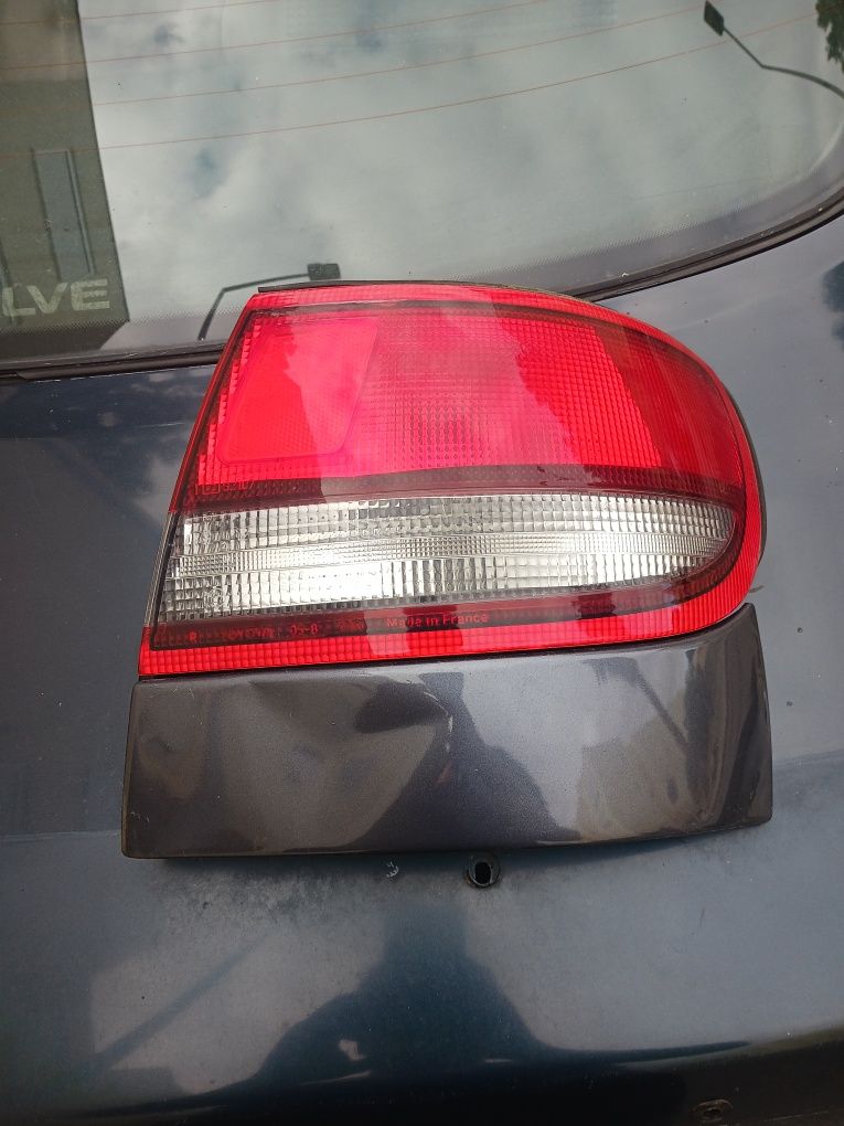 Farolim toyota carina E 1.6 lado direito