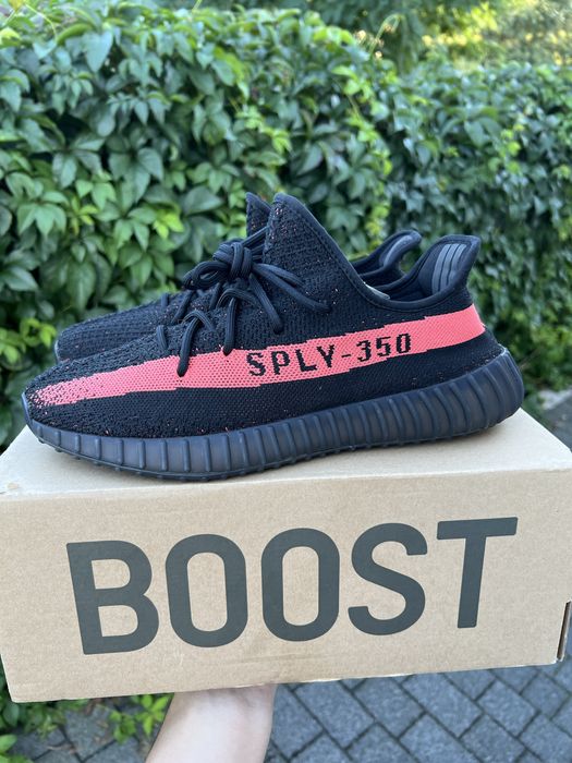 Adidas Yeezy Boost 350 V2 Red Stripe sneakersy buty czarne 45 1/3