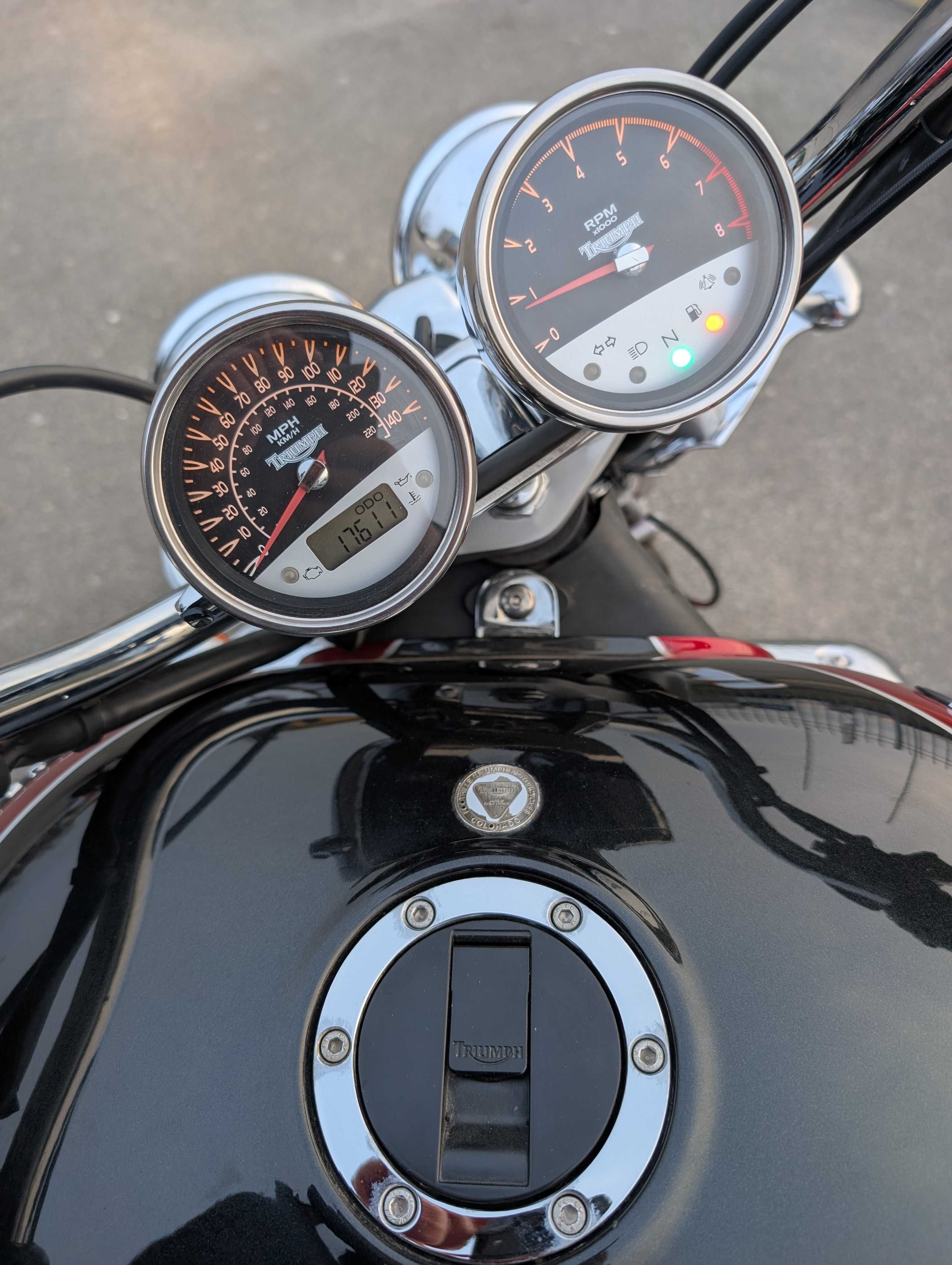 Мотоцикл Triumph Rocket III Classic MoToBaZa