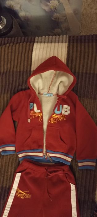 Теплый спортивный костюм на флисе 92 размер