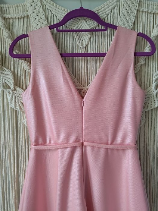 Sukienka Boohoo 36 S elegancka okazjonalna wesele chrzciny koktailowa