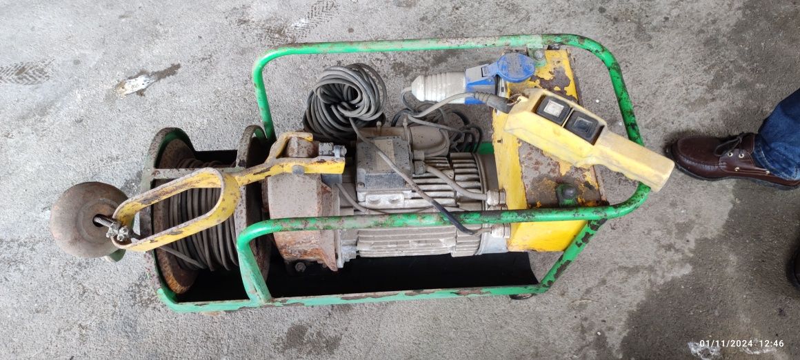 Guincho eléctrico pronto para pórtico com comando